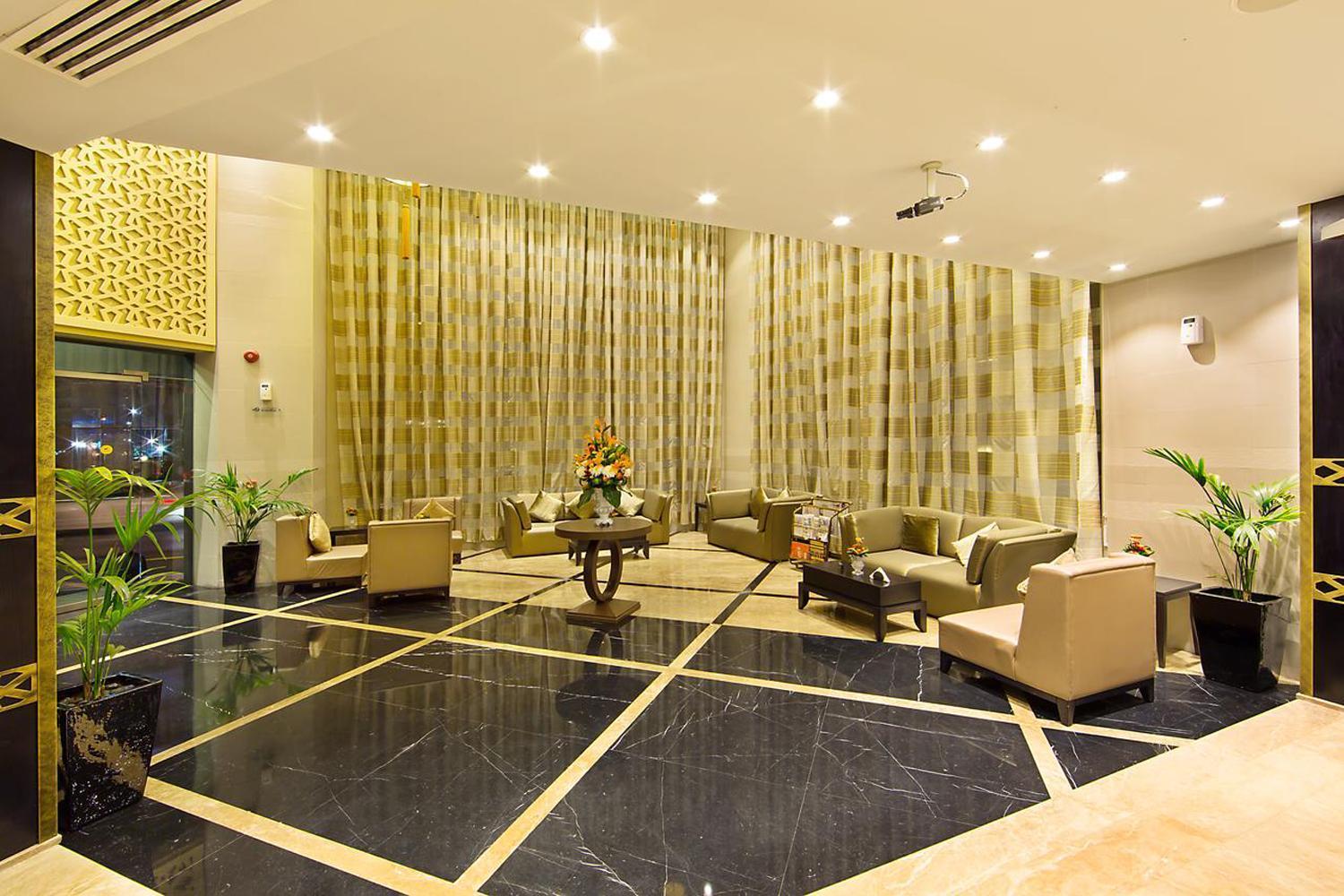 Hotel Luxe Manor Near Delhi Airport Nova Deli Exterior foto